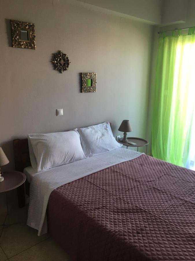180 Degree Sea View Apartment Palaiochora Bagian luar foto
